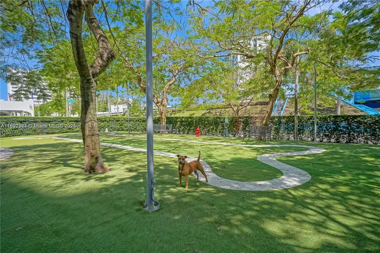 Neo Lofts #803 image #43