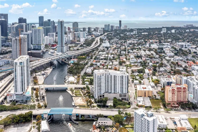 Neo Lofts #803 image #47