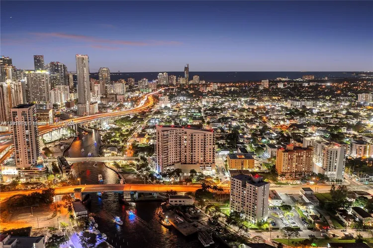 Neo Lofts #803 image #53