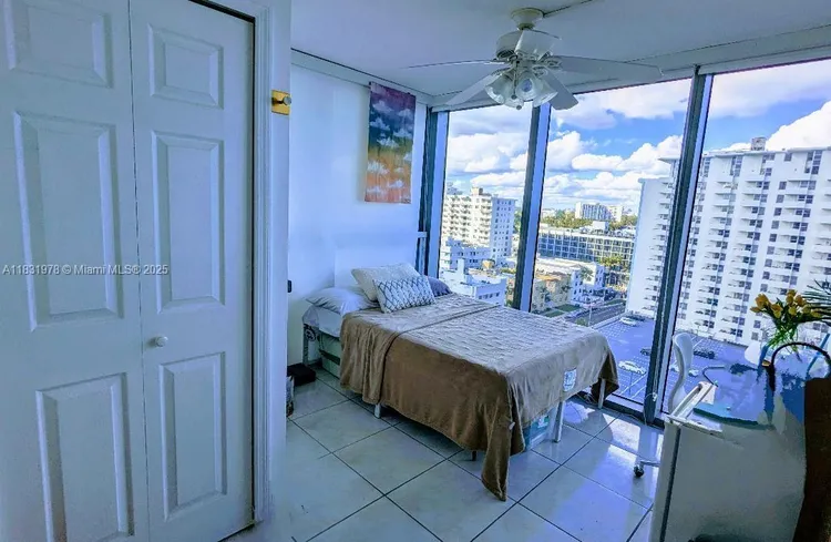 Mirasol Ocean Towers #1505 image #12