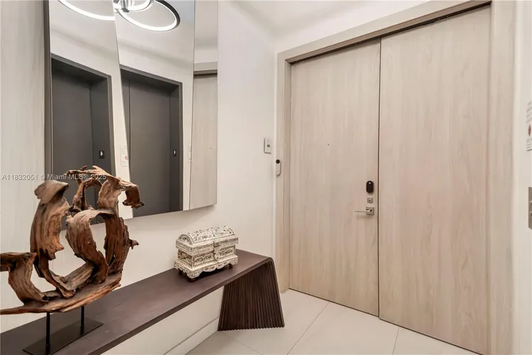 One Park Grove #4A image #18