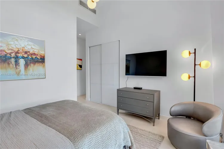 One Park Grove #4A image #25