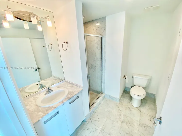 Vizcayne South Tower #1401 image #17