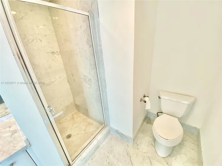 Vizcayne South Tower #1401 image #19