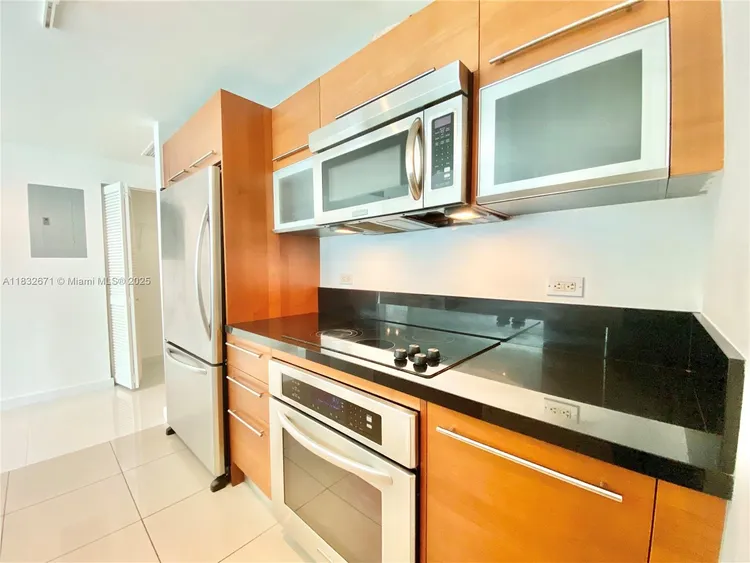 Vizcayne South Tower #1401 image #30