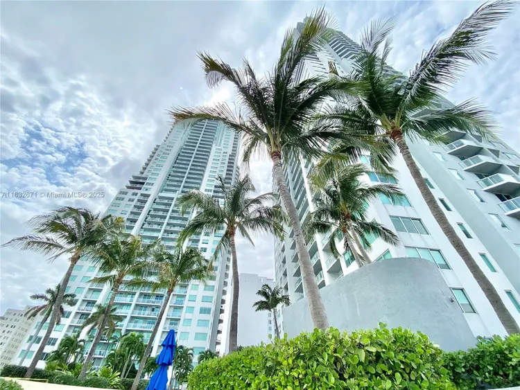 Vizcayne South Tower #1401 image #37