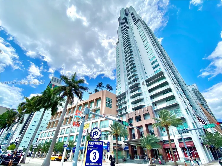 Vizcayne South Tower #1401 image #56