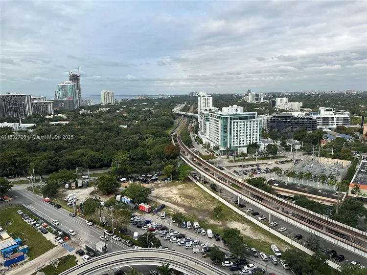 Infinity at Brickell #1919 image #17