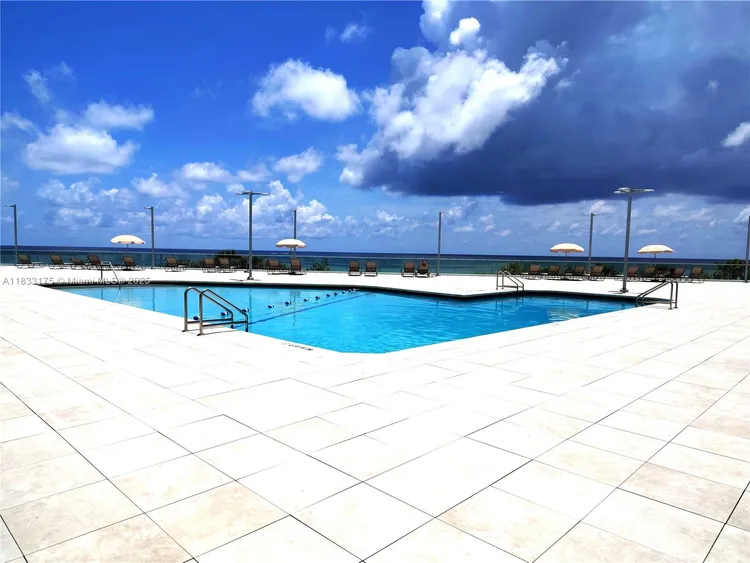 Burleigh House #1836 image #6