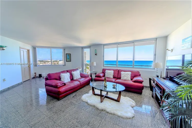 Burleigh House #1836 image #7