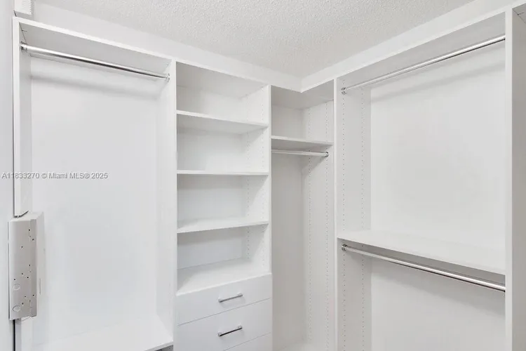 Bay Parc #12G image #12