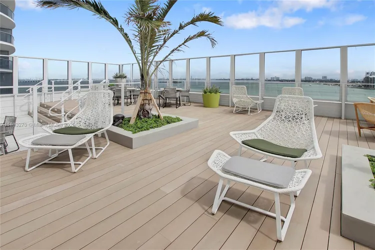 Bay Parc #12G image #52