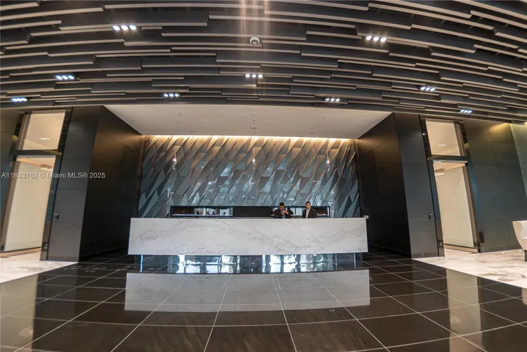 Paramount Miami Worldcenter #2211 image #74