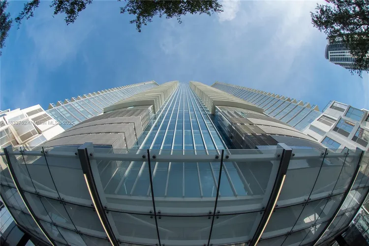Paramount Miami Worldcenter #2211 image #76