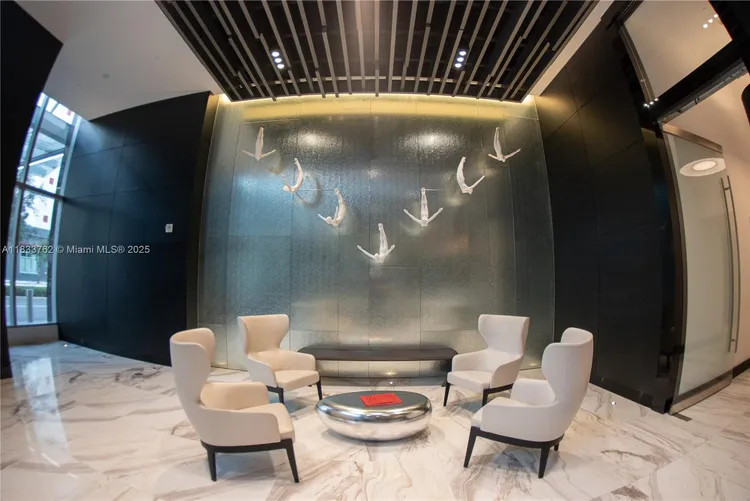 Paramount Miami Worldcenter #2211 image #77