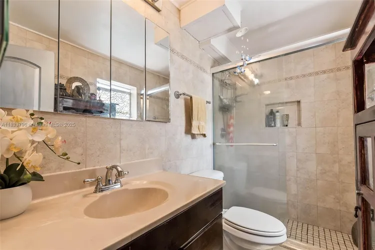 Bayshore Terrace #304 image #13