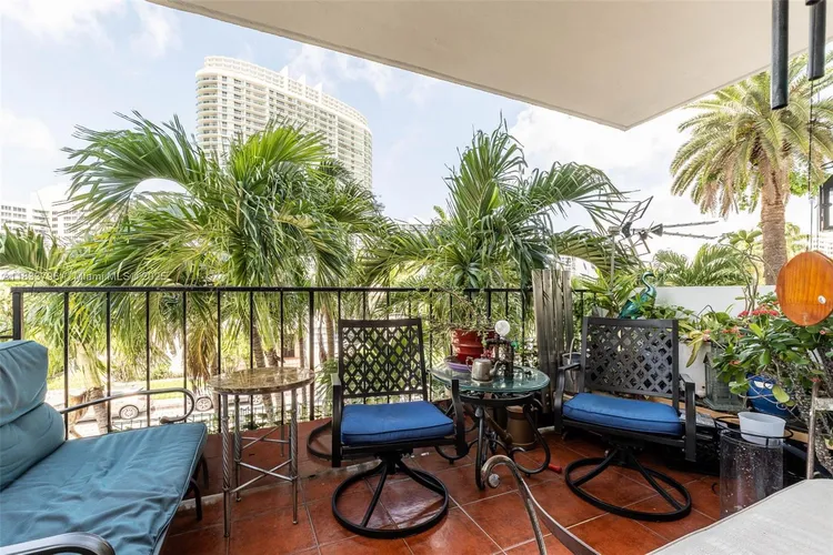 Bayshore Terrace #304 image #18