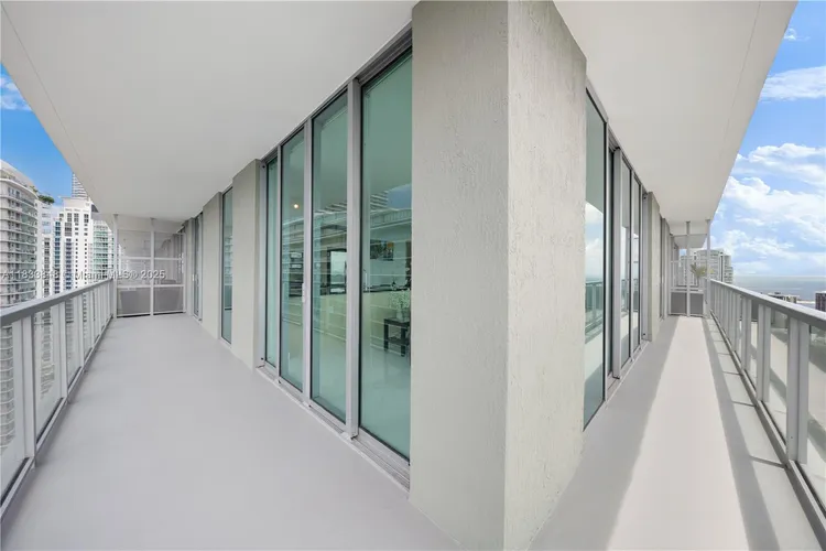 Axis #3812S image #23