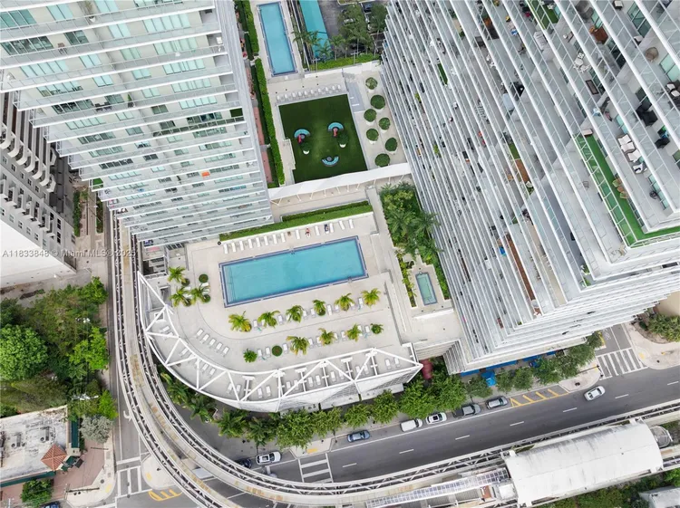 Axis #3812S image #25