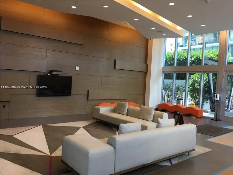 Axis #2618-N image #33