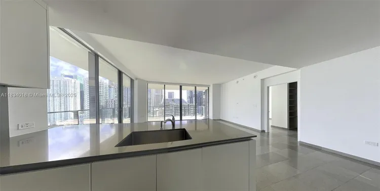 Rise Brickell City Centre #1711 image #21