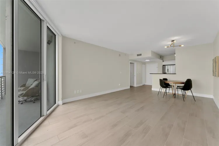 One Miami #2816 image #11