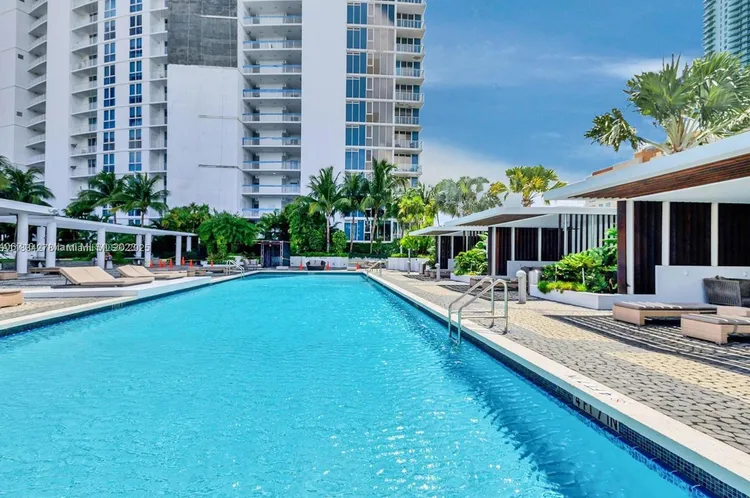 Paramount Bay #2801 image #28