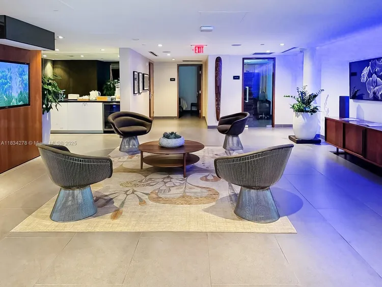 Paramount Bay #2801 image #33