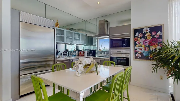 Paramount Bay #2801 image #6