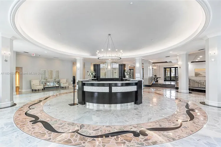 The Wave Condominium #1618 image #12