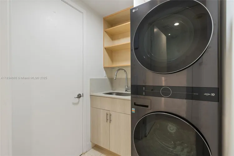 Jade Brickell #2705 image #19