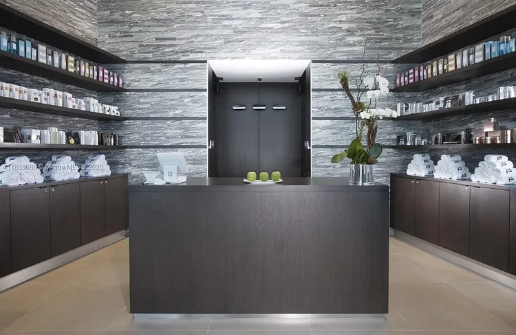 Porsche Design Tower #2801 image #37