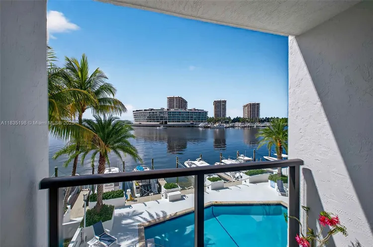 1600 South Bayshore Lane #3A image #20