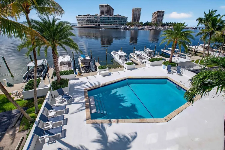 1600 South Bayshore Lane #3A image #32