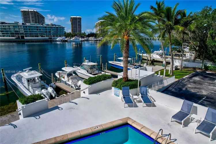 1600 South Bayshore Lane #3A image #39