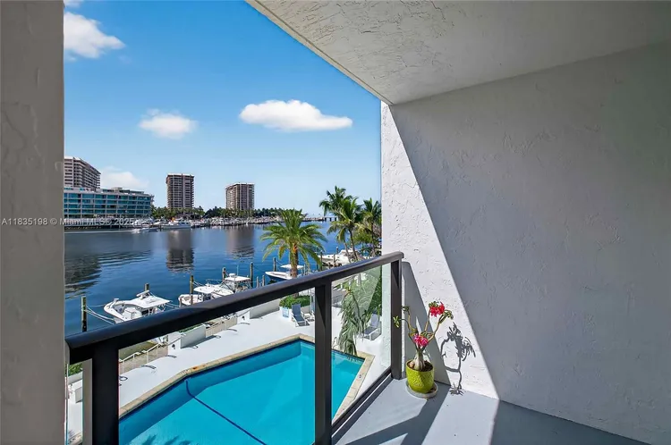 1600 South Bayshore Lane #3A image #41