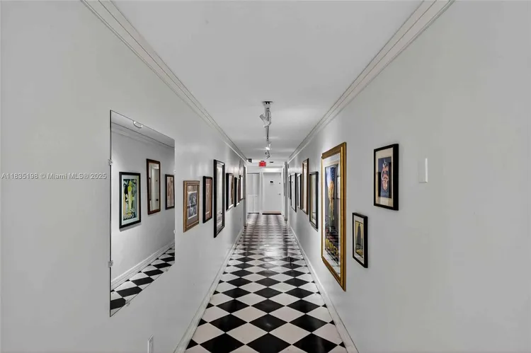 1600 South Bayshore Lane #3A image #47