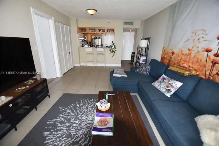 Brickell Key II #1414 image #6