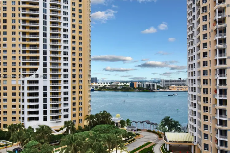 Brickell Key II #1414 image #9