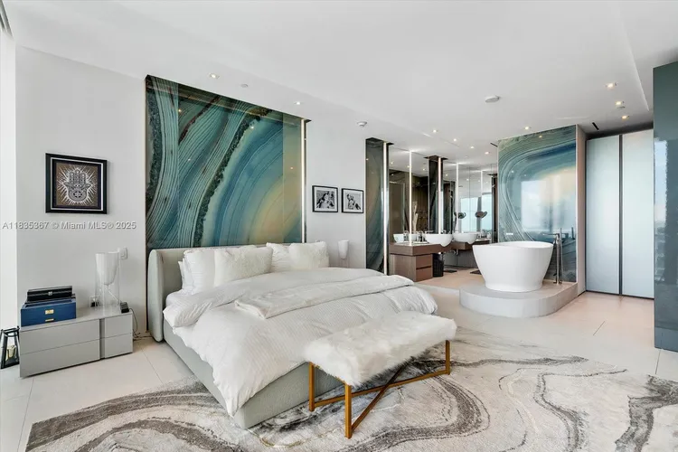 Chateau Beach Residences #2002 image #33