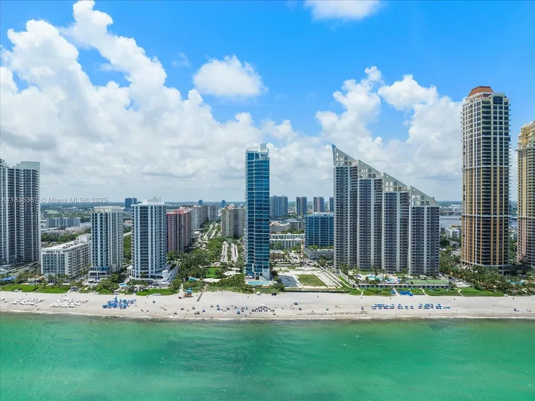 Chateau Beach Residences #2002 image #46