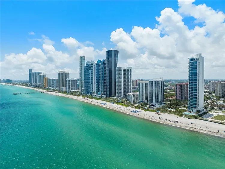 Chateau Beach Residences #2002 image #47