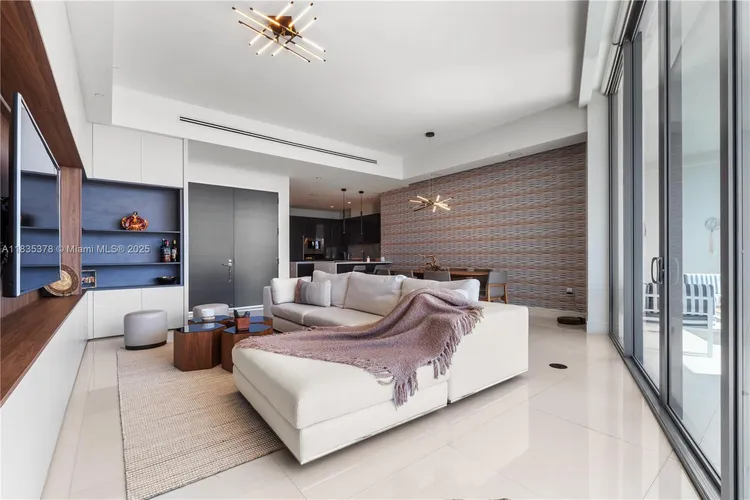 Echo Aventura #LPH02 image #7