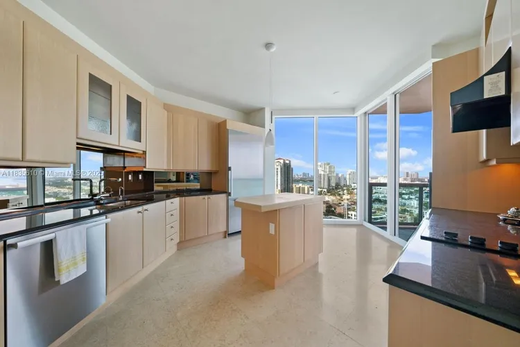 Portofino Tower #2305 image #7