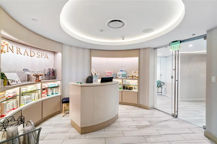 The Ocean Resort Residences (Conrad) #H1401 image #35