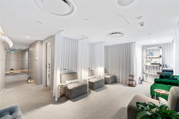 The Ocean Resort Residences (Conrad) #H1401 image #41