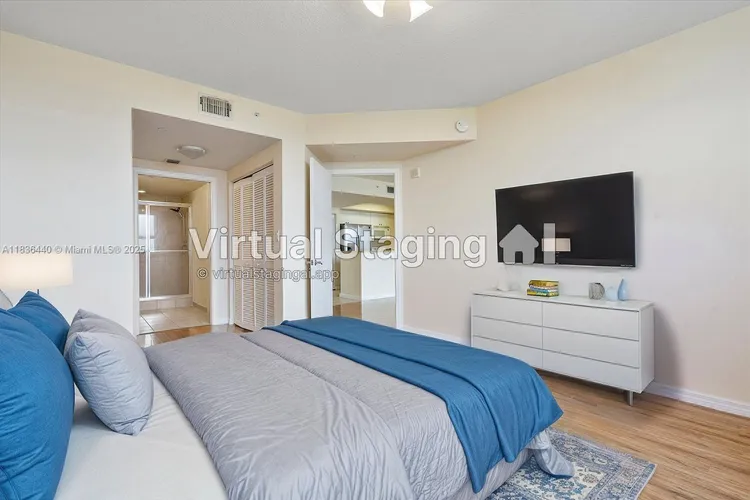 Turnberry on the Green #912 image #38