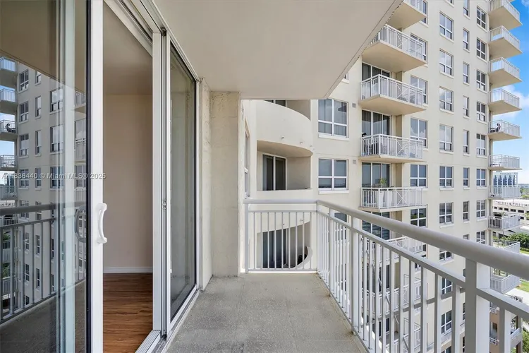 Turnberry on the Green #912 image #48