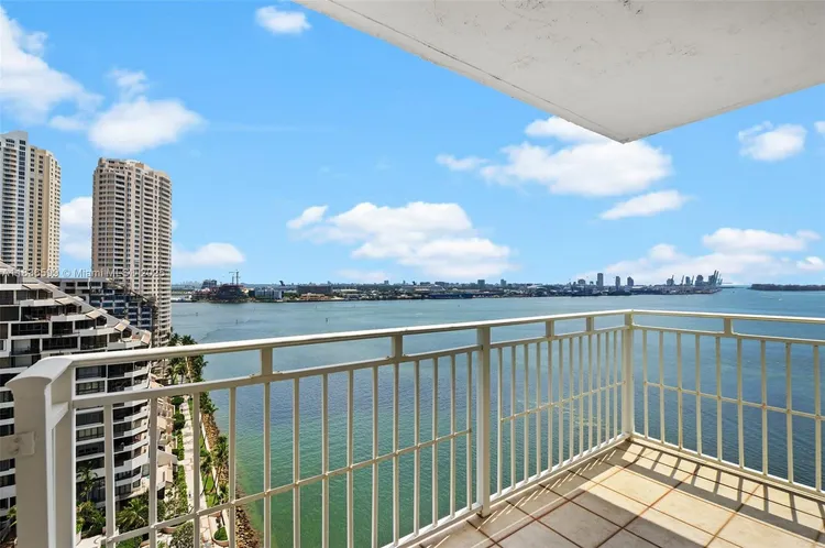 Isola #1915 image #12