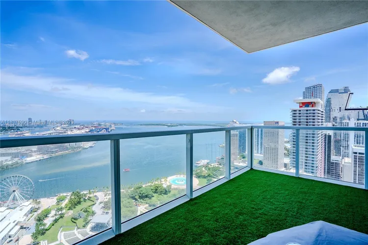 Vizcayne North Tower #4803 image #18